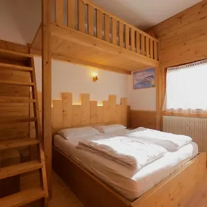 Valles Vacanze Apartmán Falcade